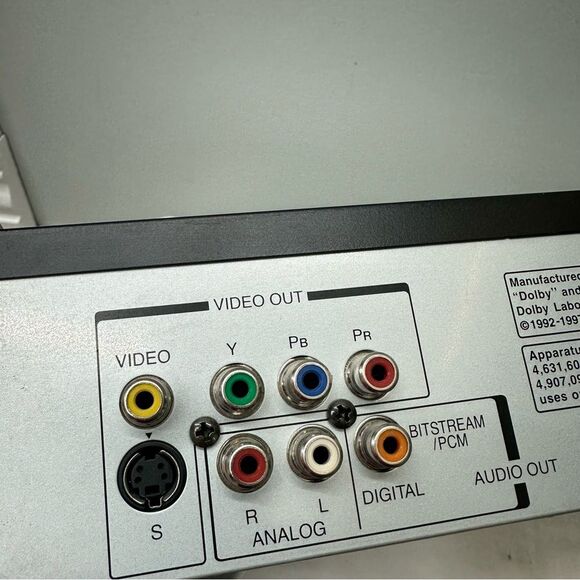 Toshiba DVD player SD-1700 colorstream spatializer dolby digital. - Picture 6 of 8